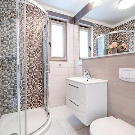 Apartment White